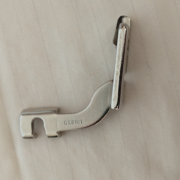 Singer slant shank hemmer foot vintage - Picture 3 of 5